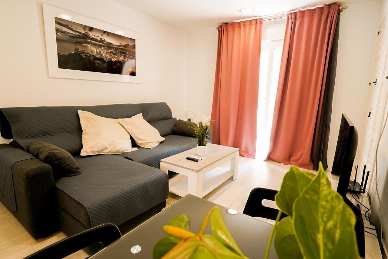 Vila Casa Mya Con Terreno Privado Y Parking Compartido - A 800M De Playa Poniente Benidorm Exteriér fotografie