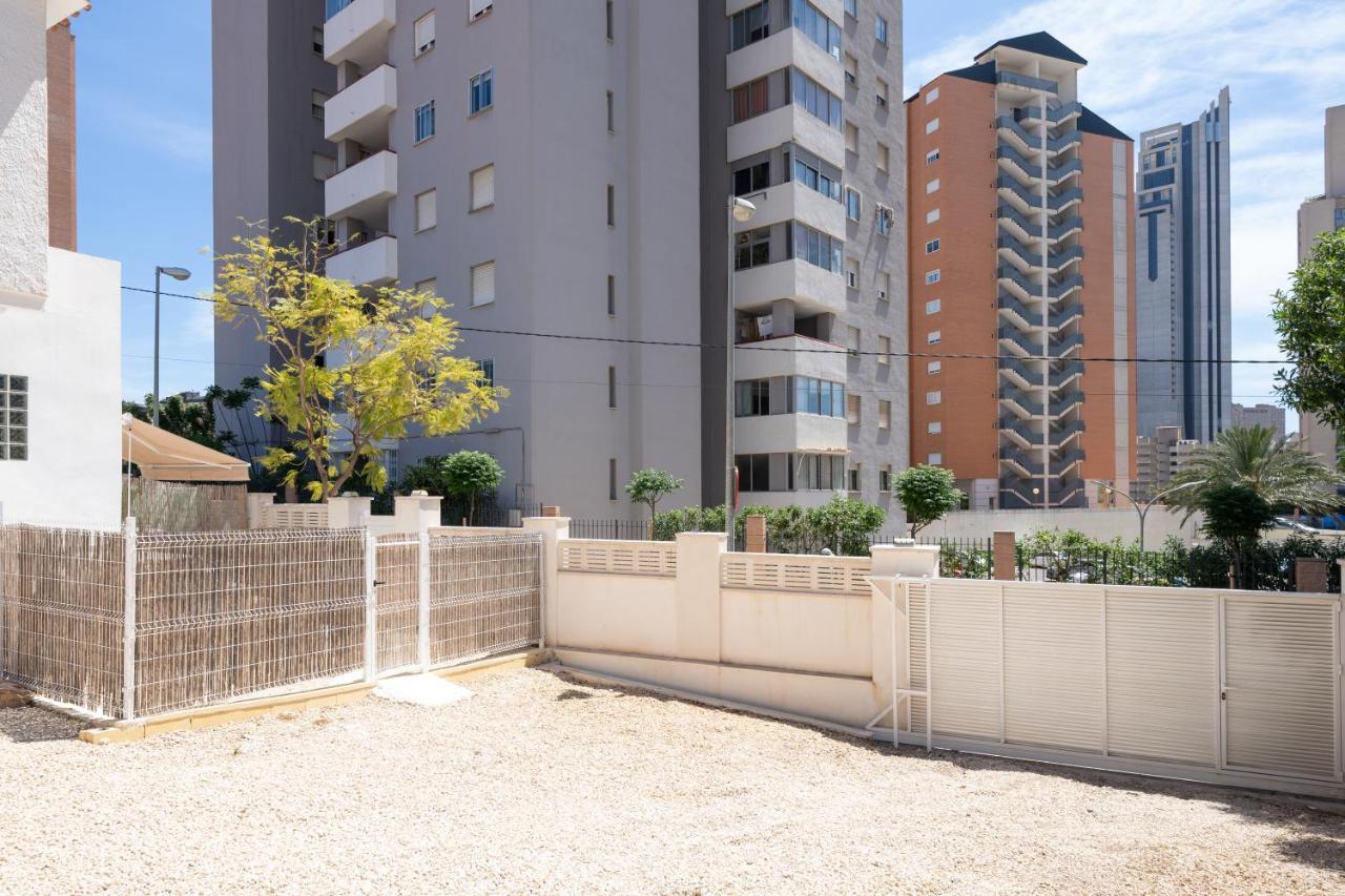 Vila Casa Mya Con Terreno Privado Y Parking Compartido - A 800M De Playa Poniente Benidorm Exteriér fotografie