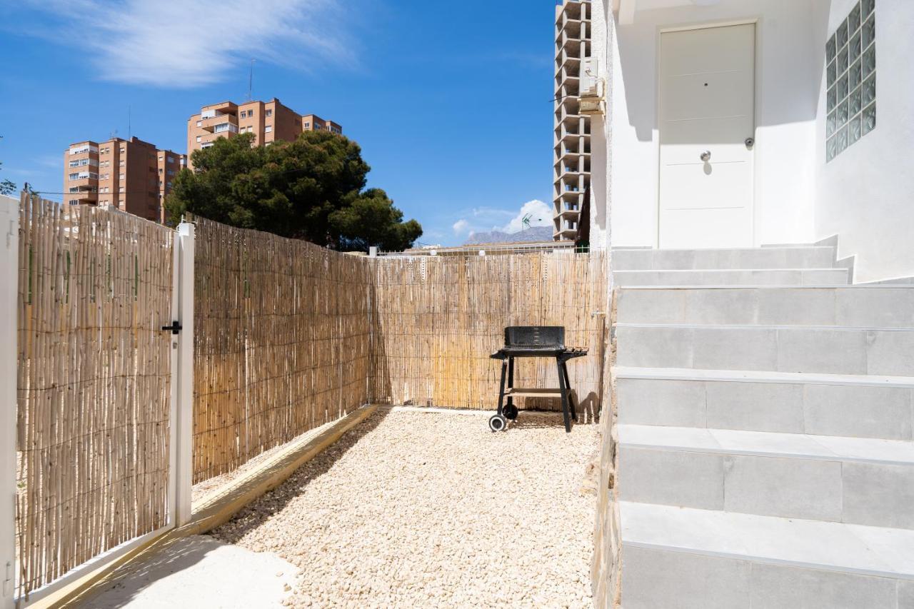 Vila Casa Mya Con Terreno Privado Y Parking Compartido - A 800M De Playa Poniente Benidorm Exteriér fotografie